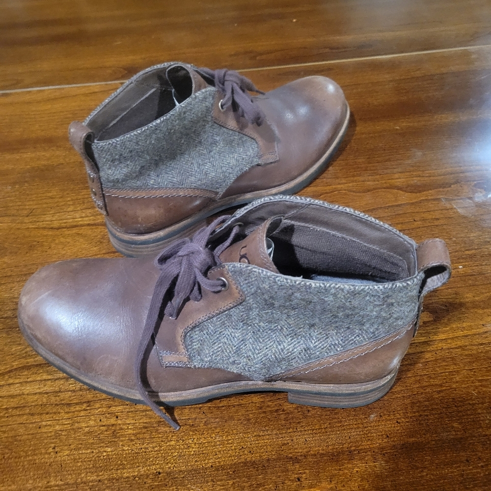 UGG Brompton Mens Sz 10 Chukka Boot Brown Leather Herringbone Tweed Grizzly shoe